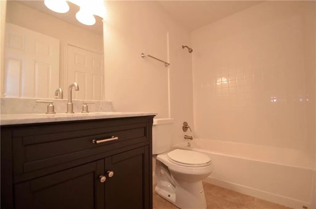 5102 Santa Fe Parkway, Atlanta, Georgia 30350, 3 Bedrooms Bedrooms, ,2 BathroomsBathrooms,Residential,Sold,5102 Santa Fe Parkway,5889596