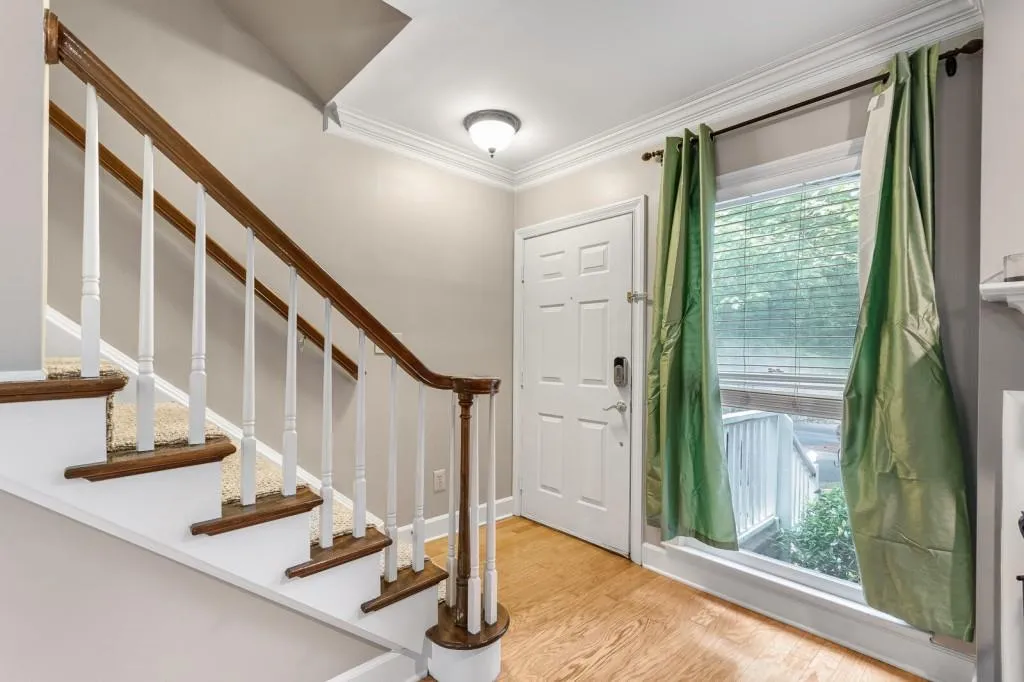 7500 Roswell Road Unit 57, Sandy Springs, Georgia 30350, 2 Bedrooms Bedrooms, ,2 BathroomsBathrooms,Residential,Sold,7500 Roswell Road Unit 57,6926142