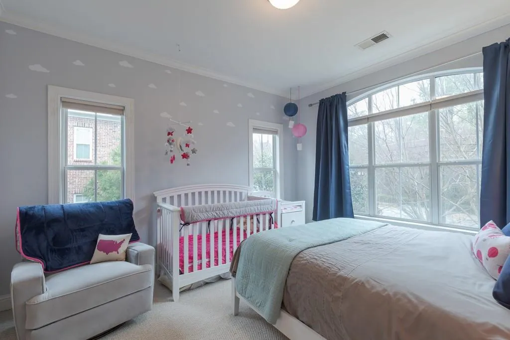 5438 Glenridge View Unit 5438, Atlanta, Georgia 30342, 3 Bedrooms Bedrooms, ,2 BathroomsBathrooms,Residential,Sold,5438 Glenridge View Unit 5438,6507565