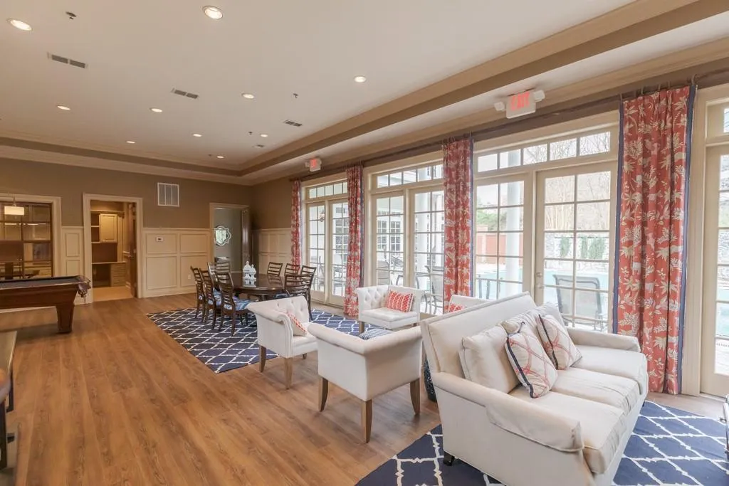 5438 Glenridge View Unit 5438, Atlanta, Georgia 30342, 3 Bedrooms Bedrooms, ,2 BathroomsBathrooms,Residential,Sold,5438 Glenridge View Unit 5438,6507565