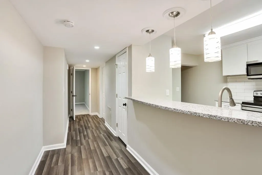 6520 Roswell Road Unit 116, Atlanta, Georgia 30328, 3 Bedrooms Bedrooms, ,2 BathroomsBathrooms,Residential,Sold,6520 Roswell Road Unit 116,6657560