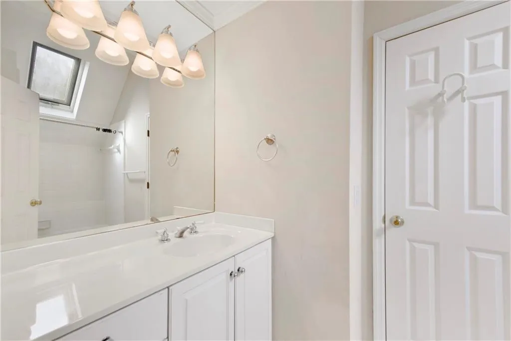 135 Spalding Creek Court, Sandy Springs, Georgia 30350, 6 Bedrooms Bedrooms, ,5 BathroomsBathrooms,Residential,Sold,135 Spalding Creek Court,6712775