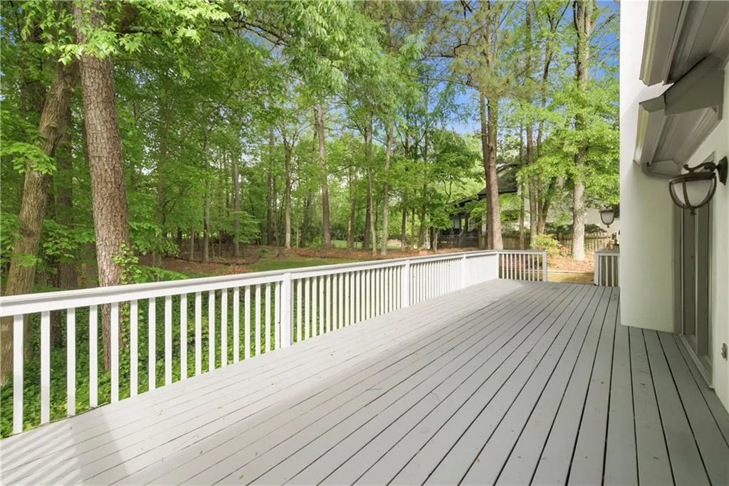 135 Spalding Creek Court, Sandy Springs, Georgia 30350, 6 Bedrooms Bedrooms, ,5 BathroomsBathrooms,Residential,Sold,135 Spalding Creek Court,6712775