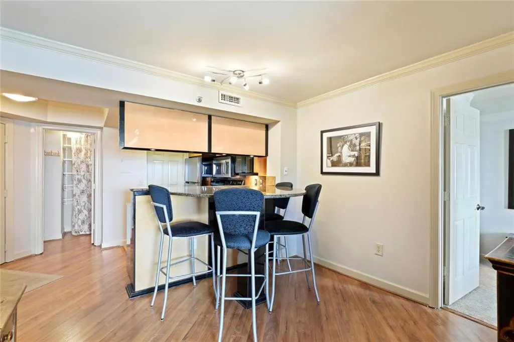 795 Hammond Drive Unit 1607, Atlanta, Georgia 30328, 2 Bedrooms Bedrooms, ,2 BathroomsBathrooms,Residential,Sold,795 Hammond Drive Unit 1607,6926543