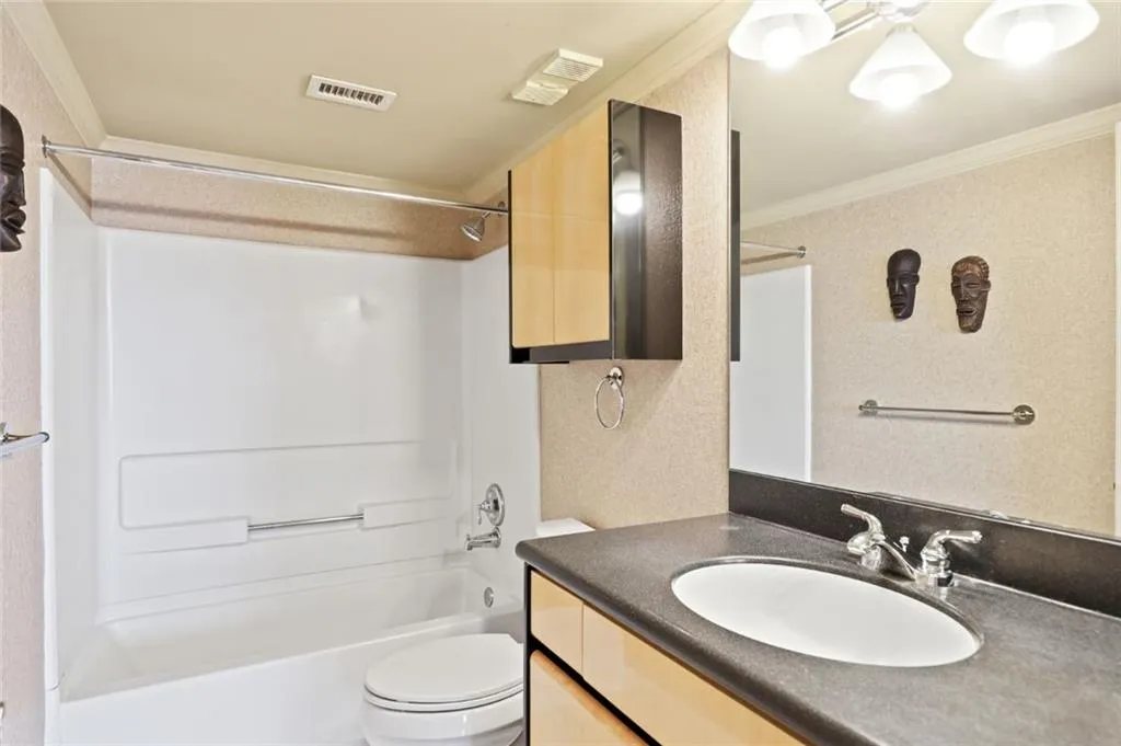795 Hammond Drive Unit 1607, Atlanta, Georgia 30328, 2 Bedrooms Bedrooms, ,2 BathroomsBathrooms,Residential,Sold,795 Hammond Drive Unit 1607,6926543