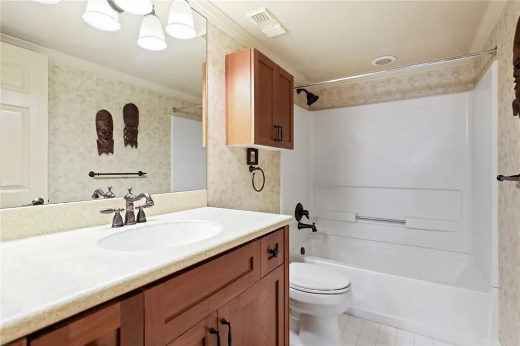 795 Hammond Drive Unit 1607, Atlanta, Georgia 30328, 2 Bedrooms Bedrooms, ,2 BathroomsBathrooms,Residential,Sold,795 Hammond Drive Unit 1607,6926543