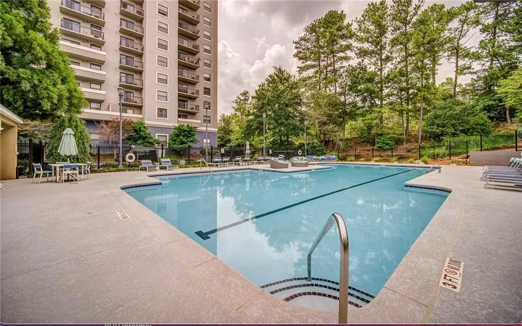 795 Hammond Drive Unit 1607, Atlanta, Georgia 30328, 2 Bedrooms Bedrooms, ,2 BathroomsBathrooms,Residential,Sold,795 Hammond Drive Unit 1607,6926543
