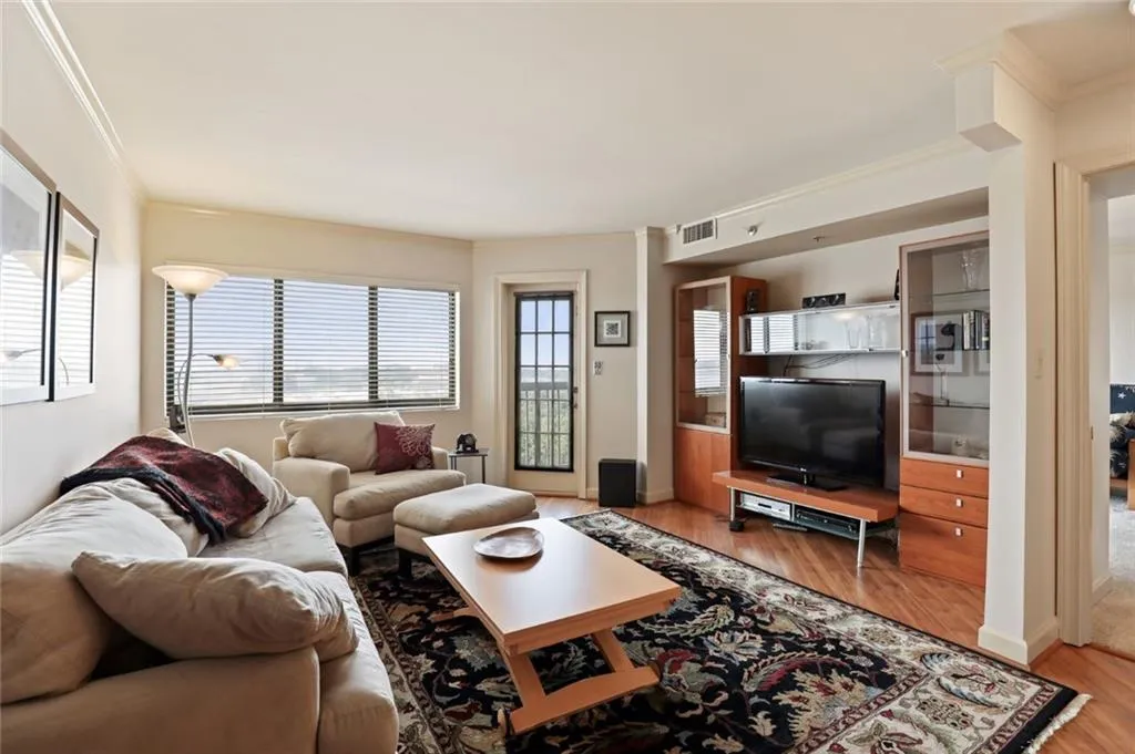 795 Hammond Drive Unit 1607, Atlanta, Georgia 30328, 2 Bedrooms Bedrooms, ,2 BathroomsBathrooms,Residential,Sold,795 Hammond Drive Unit 1607,6926543