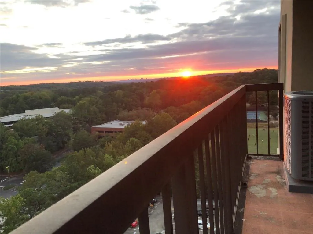 795 Hammond Drive Unit 1607, Atlanta, Georgia 30328, 2 Bedrooms Bedrooms, ,2 BathroomsBathrooms,Residential,Sold,795 Hammond Drive Unit 1607,6926543