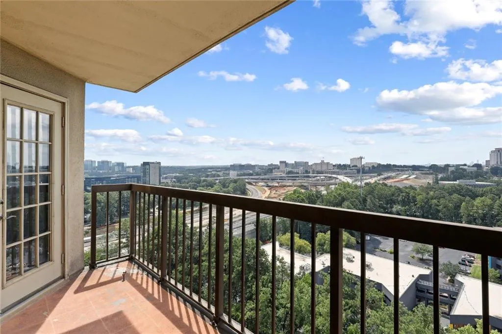 795 Hammond Drive Unit 1607, Atlanta, Georgia 30328, 2 Bedrooms Bedrooms, ,2 BathroomsBathrooms,Residential,Sold,795 Hammond Drive Unit 1607,6926543