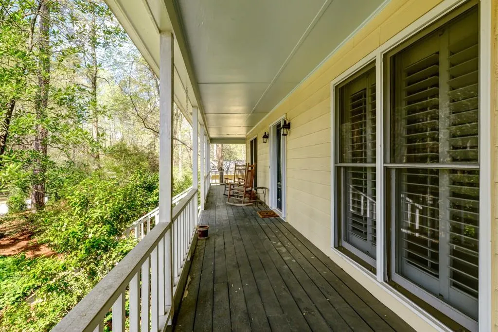 110 Seville Chase, Atlanta, Georgia 30328, 3 Bedrooms Bedrooms, ,2 BathroomsBathrooms,Residential,Sold,110 Seville Chase,5827872