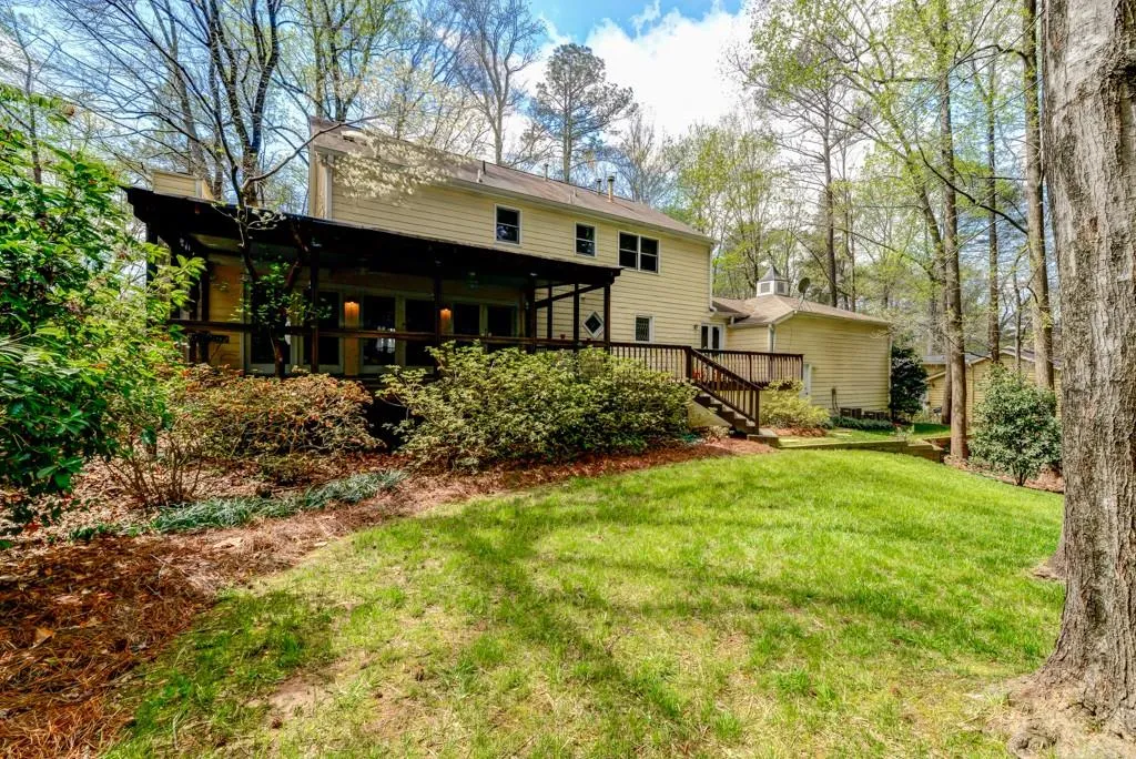 110 Seville Chase, Atlanta, Georgia 30328, 3 Bedrooms Bedrooms, ,2 BathroomsBathrooms,Residential,Sold,110 Seville Chase,5827872