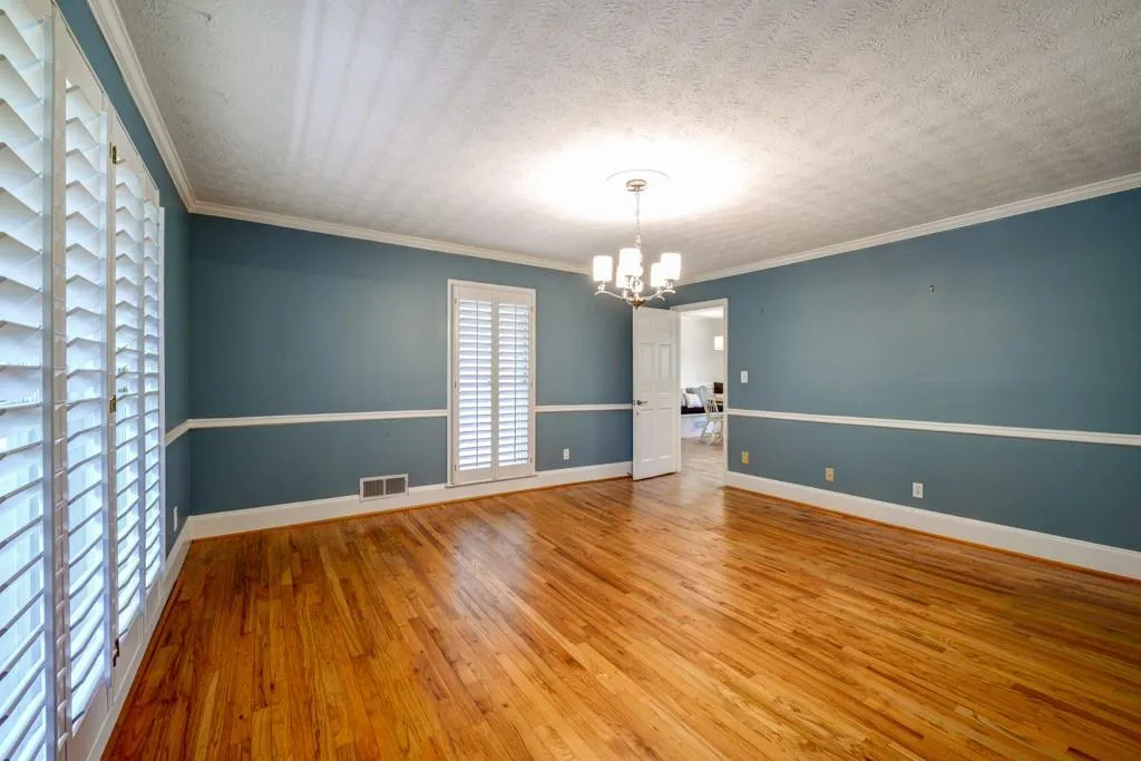 110 Seville Chase, Atlanta, Georgia 30328, 3 Bedrooms Bedrooms, ,2 BathroomsBathrooms,Residential,Sold,110 Seville Chase,5827872