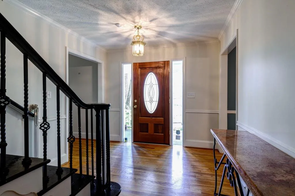 110 Seville Chase, Atlanta, Georgia 30328, 3 Bedrooms Bedrooms, ,2 BathroomsBathrooms,Residential,Sold,110 Seville Chase,5827872