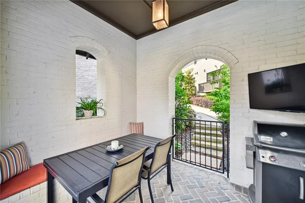 6669 Encore Boulevard, Atlanta, Georgia 30328, 3 Bedrooms Bedrooms, ,3 BathroomsBathrooms,Residential,Sold,6669 Encore Boulevard,7182841