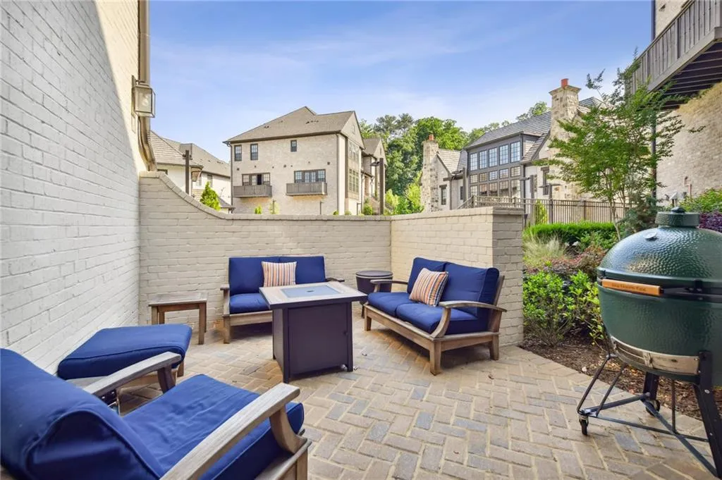 6669 Encore Boulevard, Atlanta, Georgia 30328, 3 Bedrooms Bedrooms, ,3 BathroomsBathrooms,Residential,Sold,6669 Encore Boulevard,7182841