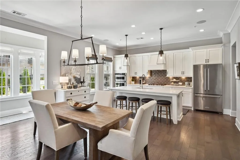 6669 Encore Boulevard, Atlanta, Georgia 30328, 3 Bedrooms Bedrooms, ,3 BathroomsBathrooms,Residential,Sold,6669 Encore Boulevard,7182841