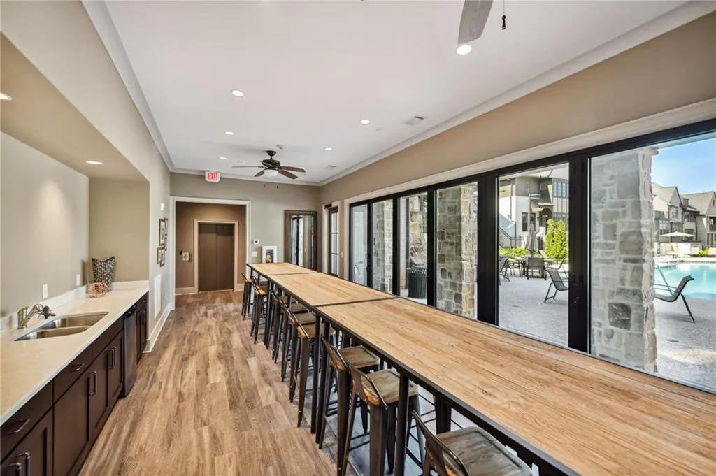 6669 Encore Boulevard, Atlanta, Georgia 30328, 3 Bedrooms Bedrooms, ,3 BathroomsBathrooms,Residential,Sold,6669 Encore Boulevard,7182841