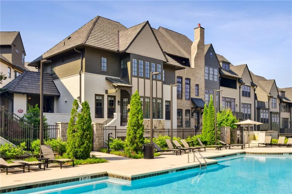 6669 Encore Boulevard, Atlanta, Georgia 30328, 3 Bedrooms Bedrooms, ,3 BathroomsBathrooms,Residential,Sold,6669 Encore Boulevard,7182841