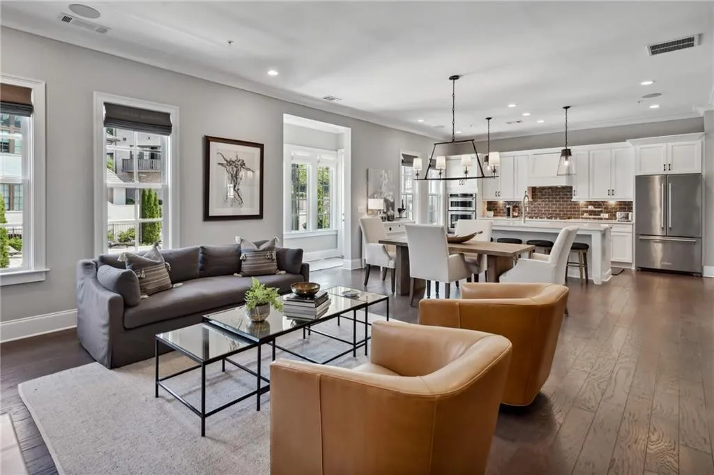 6669 Encore Boulevard, Atlanta, Georgia 30328, 3 Bedrooms Bedrooms, ,3 BathroomsBathrooms,Residential,Sold,6669 Encore Boulevard,7182841