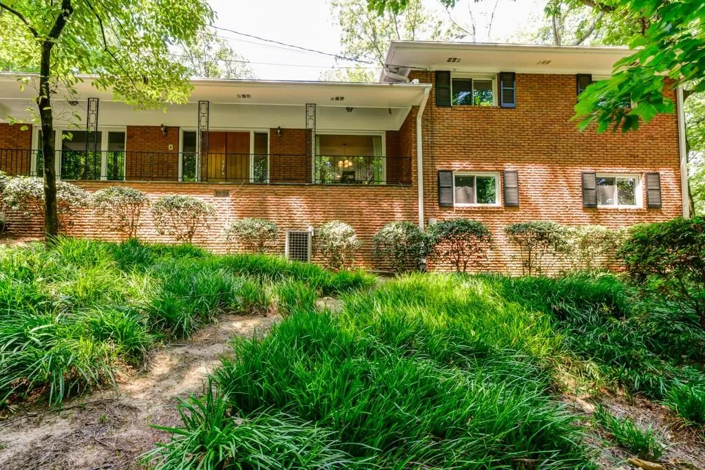 95 Bonnie Lane, Sandy Springs, Georgia 30328, 4 Bedrooms Bedrooms, ,2 BathroomsBathrooms,Residential,Sold,95 Bonnie Lane,5711670