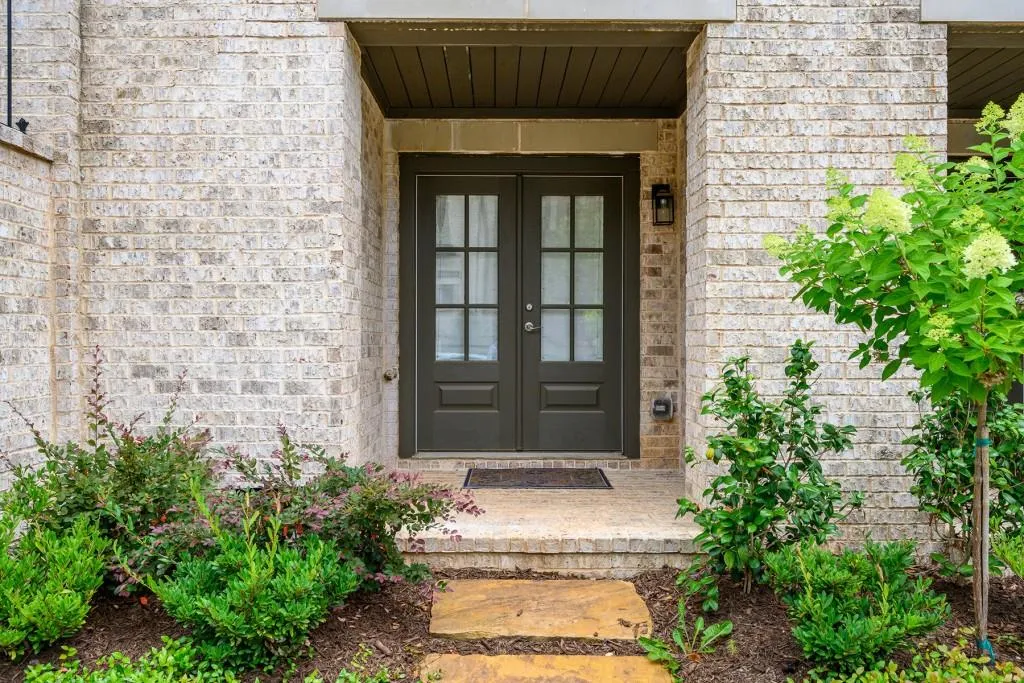 6645 Cadence Boulevard, Sandy Springs, Georgia 30328, 3 Bedrooms Bedrooms, ,4 BathroomsBathrooms,Residential,Sold,6645 Cadence Boulevard,6576653
