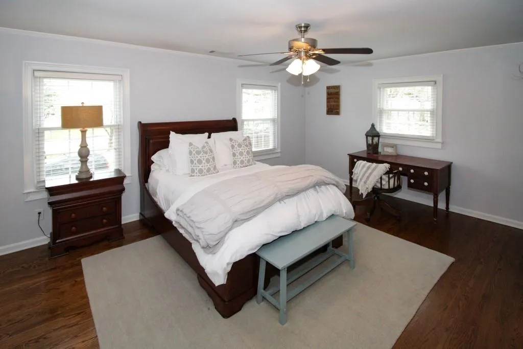 1575 Chevron Drive, Sandy Springs, Georgia 30350, 5 Bedrooms Bedrooms, ,4 BathroomsBathrooms,Residential,Sold,1575 Chevron Drive,5986865