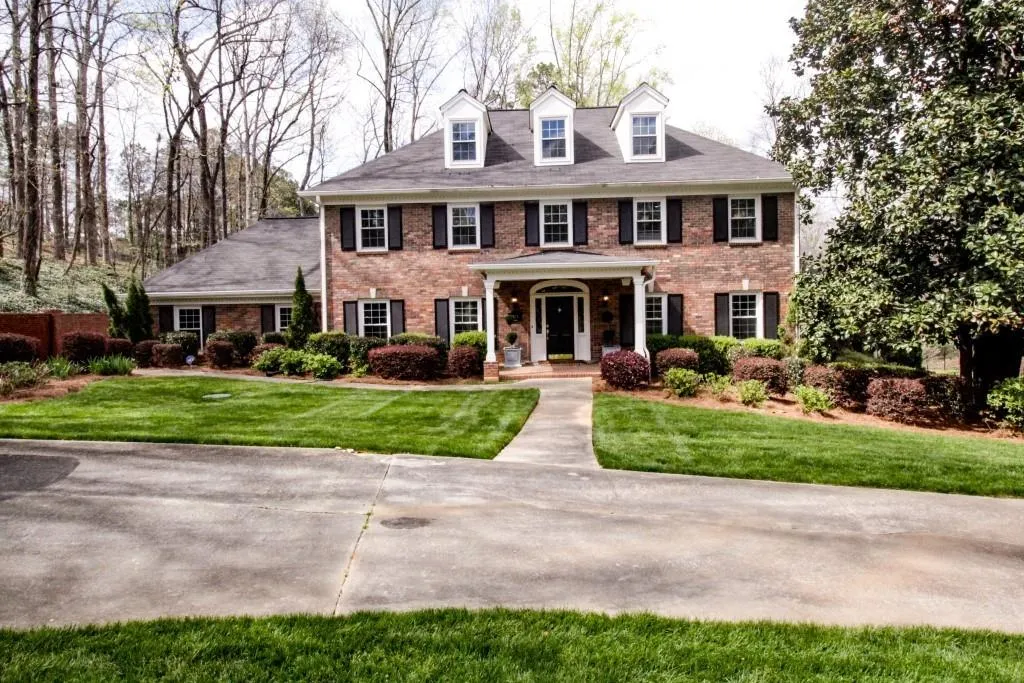 1575 Chevron Drive, Sandy Springs, Georgia 30350, 5 Bedrooms Bedrooms, ,4 BathroomsBathrooms,Residential,Sold,1575 Chevron Drive,5986865