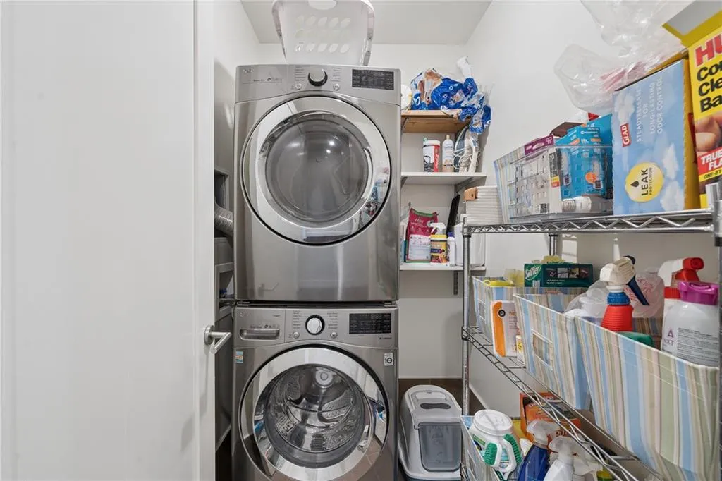 1820 Peachtree Street Nw Unit 704, Atlanta, Georgia 30309, 2 Bedrooms Bedrooms, 0 ,2 BathroomsBathrooms,Residential,For Sale,1820 Peachtree Street Nw Unit 704,7754457