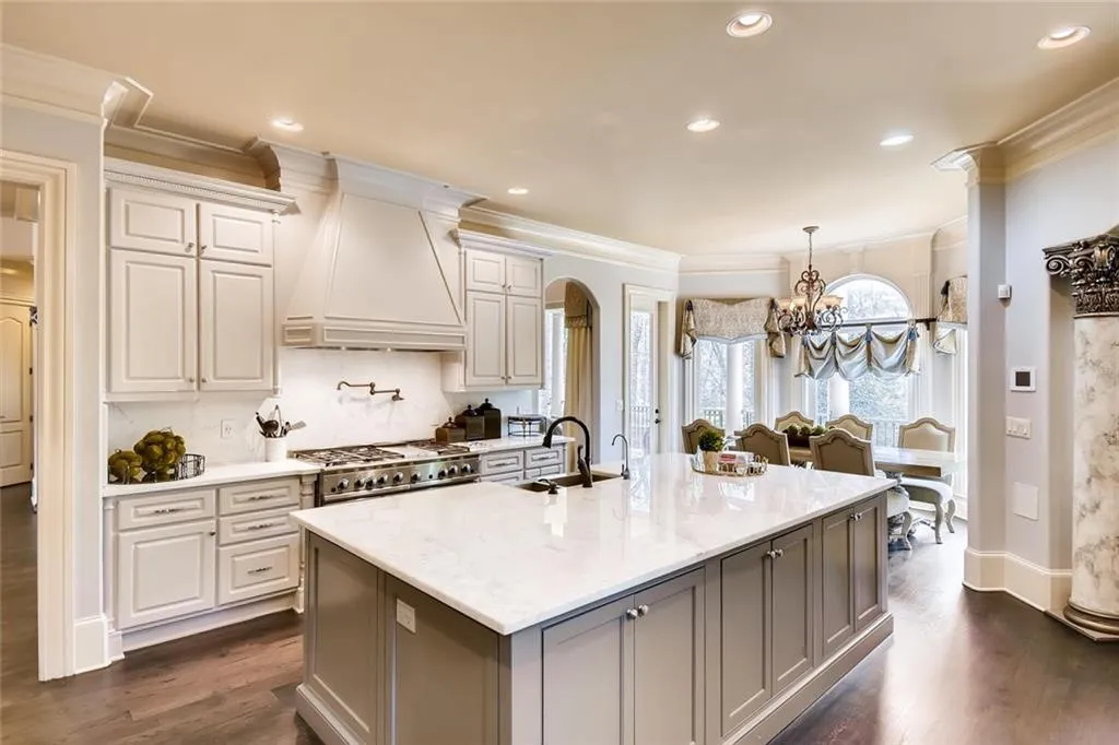4704 Lake Forrest Drive, Atlanta, Georgia 30342, 6 Bedrooms Bedrooms, ,6 BathroomsBathrooms,Residential,Sold,4704 Lake Forrest Drive,6576245