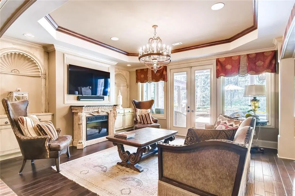 4704 Lake Forrest Drive, Atlanta, Georgia 30342, 6 Bedrooms Bedrooms, ,6 BathroomsBathrooms,Residential,Sold,4704 Lake Forrest Drive,6576245