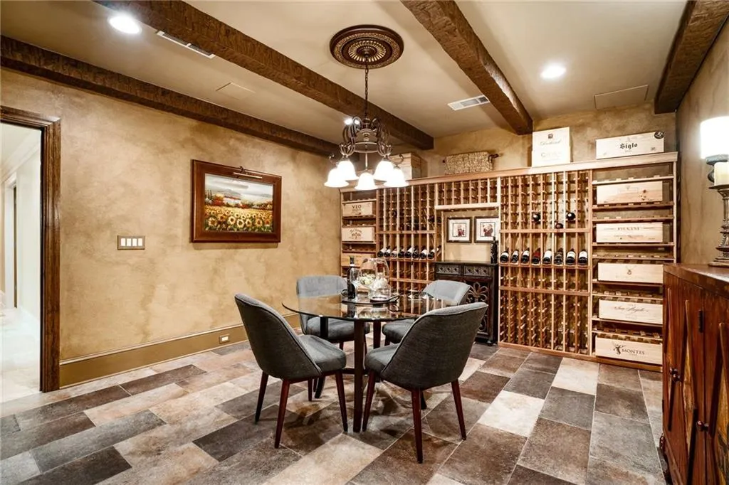 5265 Woodridge Forest Trail, Atlanta, Georgia 30327, 5 Bedrooms Bedrooms, ,4 BathroomsBathrooms,Residential,Sold,5265 Woodridge Forest Trail,7385660