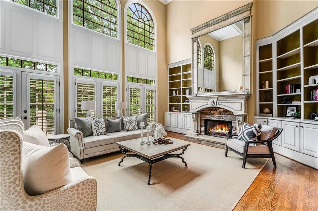 5265 Woodridge Forest Trail, Atlanta, Georgia 30327, 5 Bedrooms Bedrooms, ,4 BathroomsBathrooms,Residential,Sold,5265 Woodridge Forest Trail,7385660