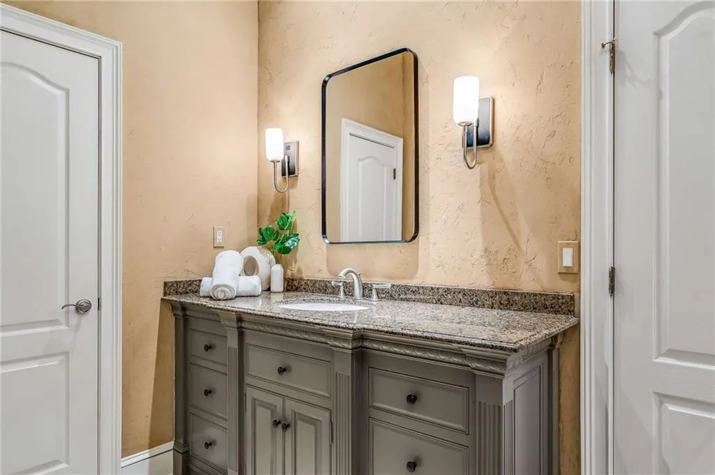 5265 Woodridge Forest Trail, Atlanta, Georgia 30327, 5 Bedrooms Bedrooms, ,4 BathroomsBathrooms,Residential,Sold,5265 Woodridge Forest Trail,7385660