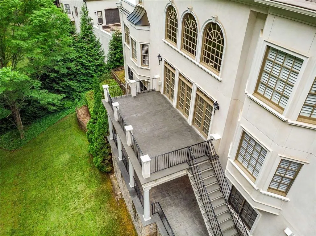 5265 Woodridge Forest Trail, Atlanta, Georgia 30327, 5 Bedrooms Bedrooms, ,4 BathroomsBathrooms,Residential,Sold,5265 Woodridge Forest Trail,7385660