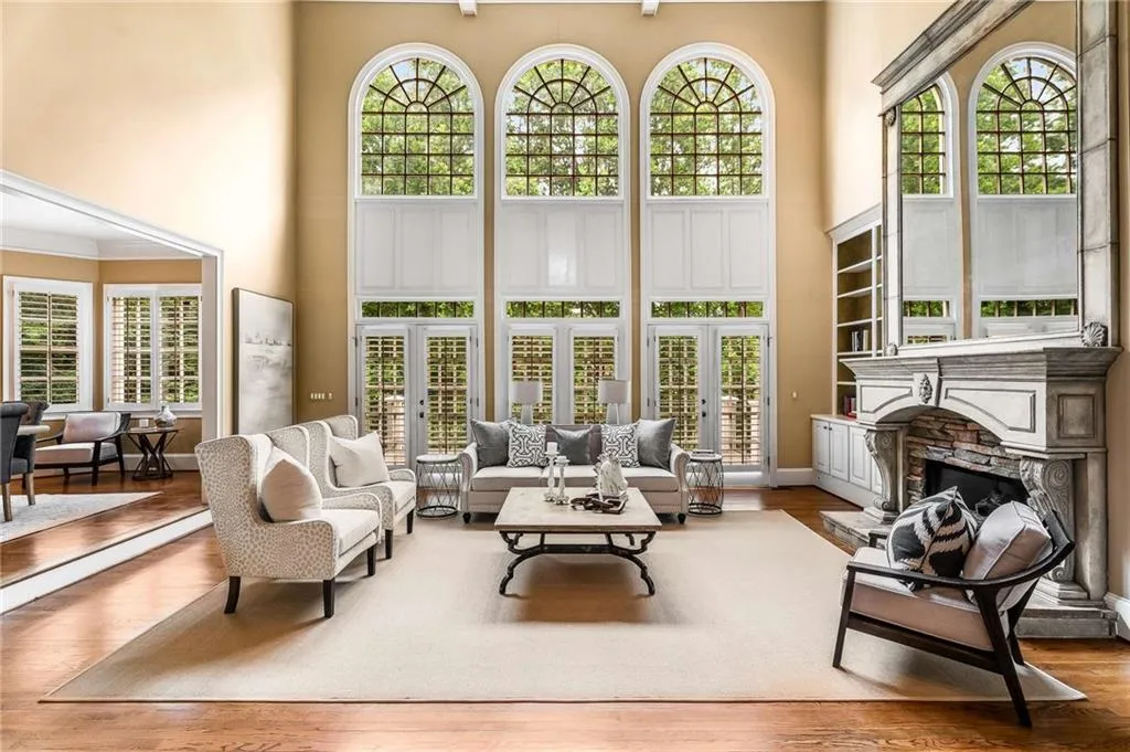 5265 Woodridge Forest Trail, Atlanta, Georgia 30327, 5 Bedrooms Bedrooms, ,4 BathroomsBathrooms,Residential,Sold,5265 Woodridge Forest Trail,7385660