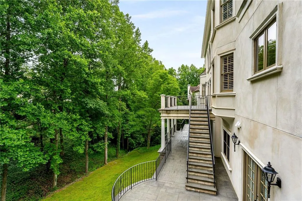 5265 Woodridge Forest Trail, Atlanta, Georgia 30327, 5 Bedrooms Bedrooms, ,4 BathroomsBathrooms,Residential,Sold,5265 Woodridge Forest Trail,7385660