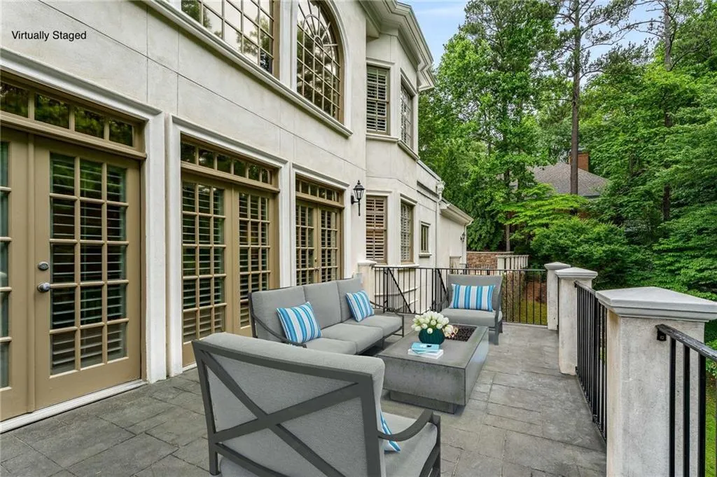 5265 Woodridge Forest Trail, Atlanta, Georgia 30327, 5 Bedrooms Bedrooms, ,4 BathroomsBathrooms,Residential,Sold,5265 Woodridge Forest Trail,7385660