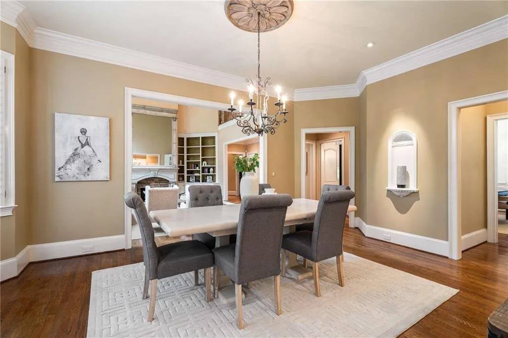 5265 Woodridge Forest Trail, Atlanta, Georgia 30327, 5 Bedrooms Bedrooms, ,4 BathroomsBathrooms,Residential,Sold,5265 Woodridge Forest Trail,7385660