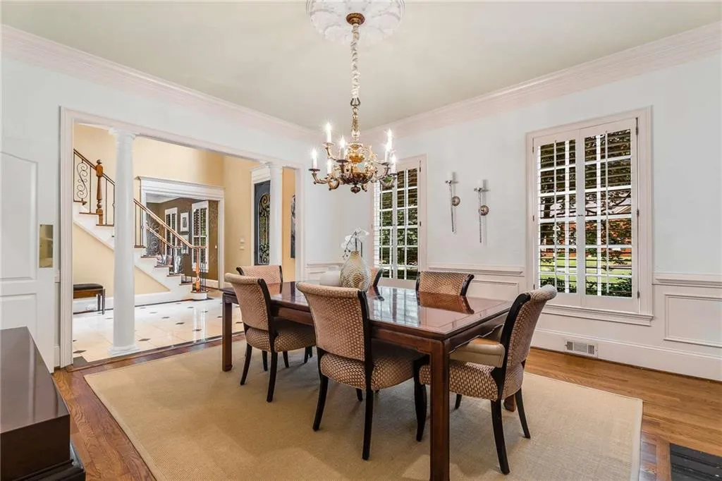 5265 Woodridge Forest Trail, Atlanta, Georgia 30327, 5 Bedrooms Bedrooms, ,4 BathroomsBathrooms,Residential,Sold,5265 Woodridge Forest Trail,7385660