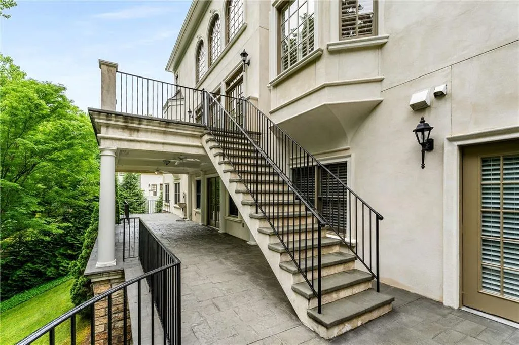 5265 Woodridge Forest Trail, Atlanta, Georgia 30327, 5 Bedrooms Bedrooms, ,4 BathroomsBathrooms,Residential,Sold,5265 Woodridge Forest Trail,7385660