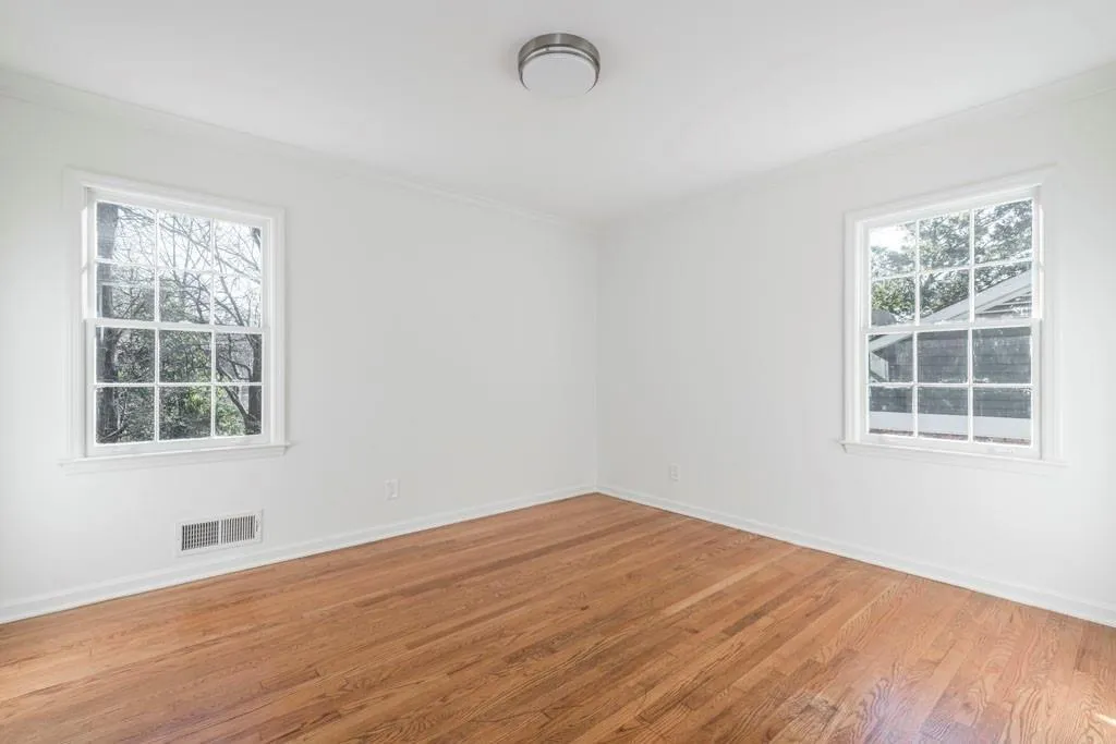 5845 Garber Drive, Sandy Springs, Georgia 30328, 3 Bedrooms Bedrooms, ,3 BathroomsBathrooms,Residential,Sold,5845 Garber Drive,6718831