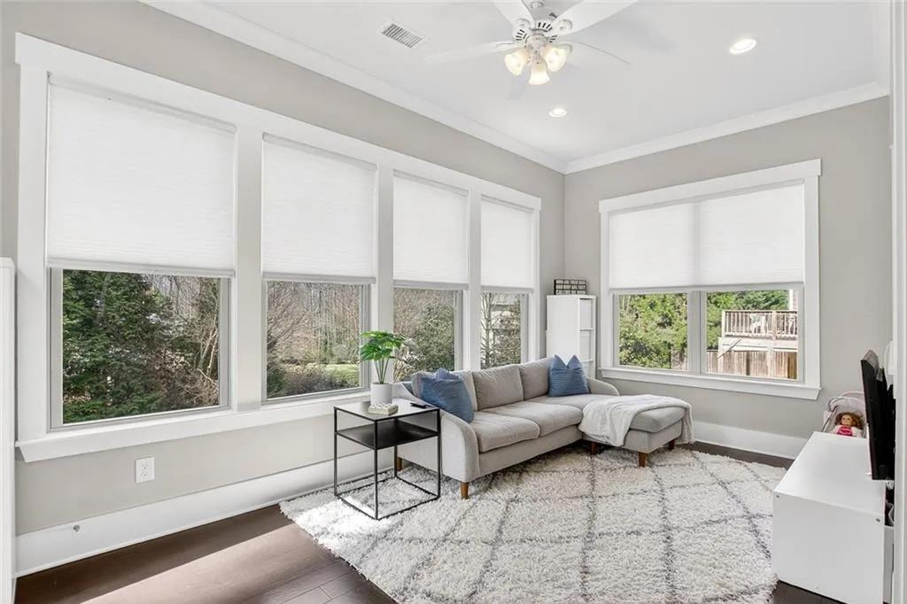 124 Austin Drive, Atlanta, Georgia 30328, 5 Bedrooms Bedrooms, ,4 BathroomsBathrooms,Residential,For Sale,124 Austin Drive,7756633