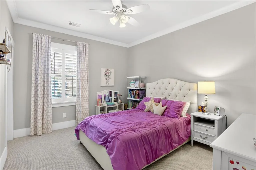 124 Austin Drive, Atlanta, Georgia 30328, 5 Bedrooms Bedrooms, ,4 BathroomsBathrooms,Residential,For Sale,124 Austin Drive,7756633