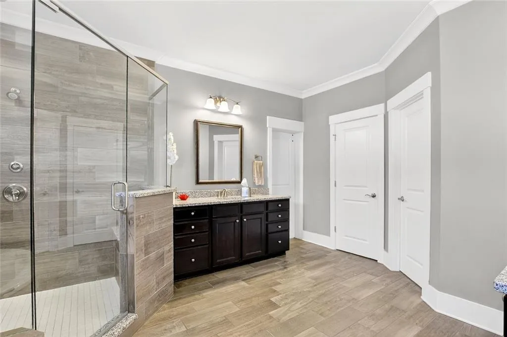 124 Austin Drive, Atlanta, Georgia 30328, 5 Bedrooms Bedrooms, ,4 BathroomsBathrooms,Residential,For Sale,124 Austin Drive,7756633