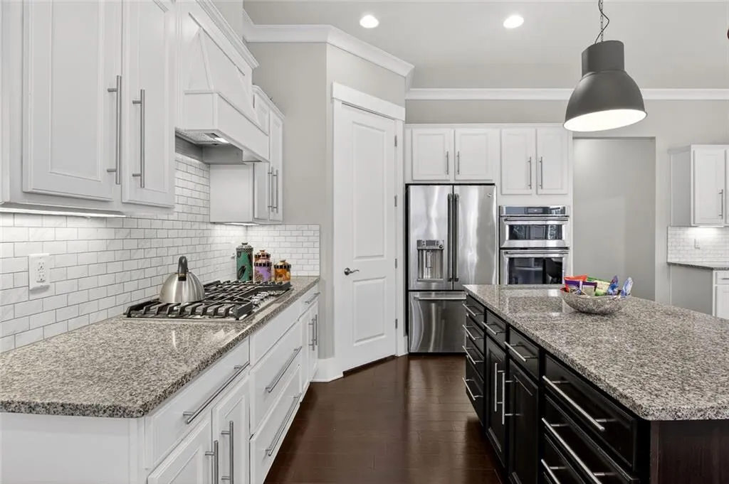 124 Austin Drive, Atlanta, Georgia 30328, 5 Bedrooms Bedrooms, ,4 BathroomsBathrooms,Residential,For Sale,124 Austin Drive,7756633