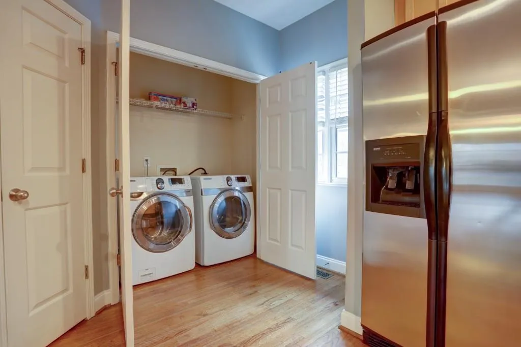 1200 Wing Street Unit 2, Sandy Springs, Georgia 30350, 3 Bedrooms Bedrooms, ,3 BathroomsBathrooms,Residential,Sold,1200 Wing Street Unit 2,6511960