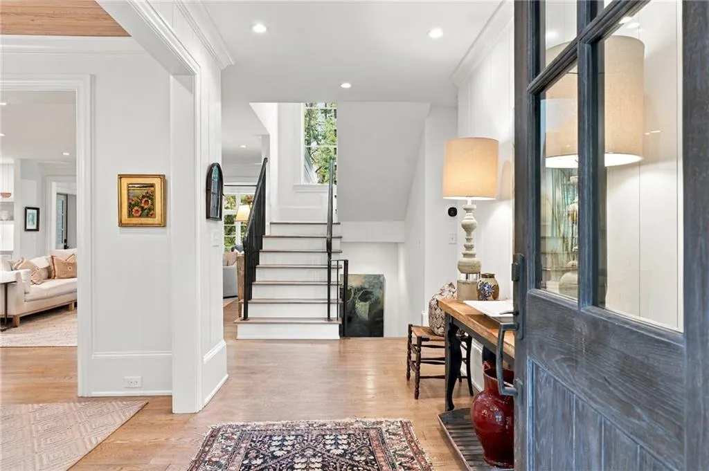 Bright, welcoming entry