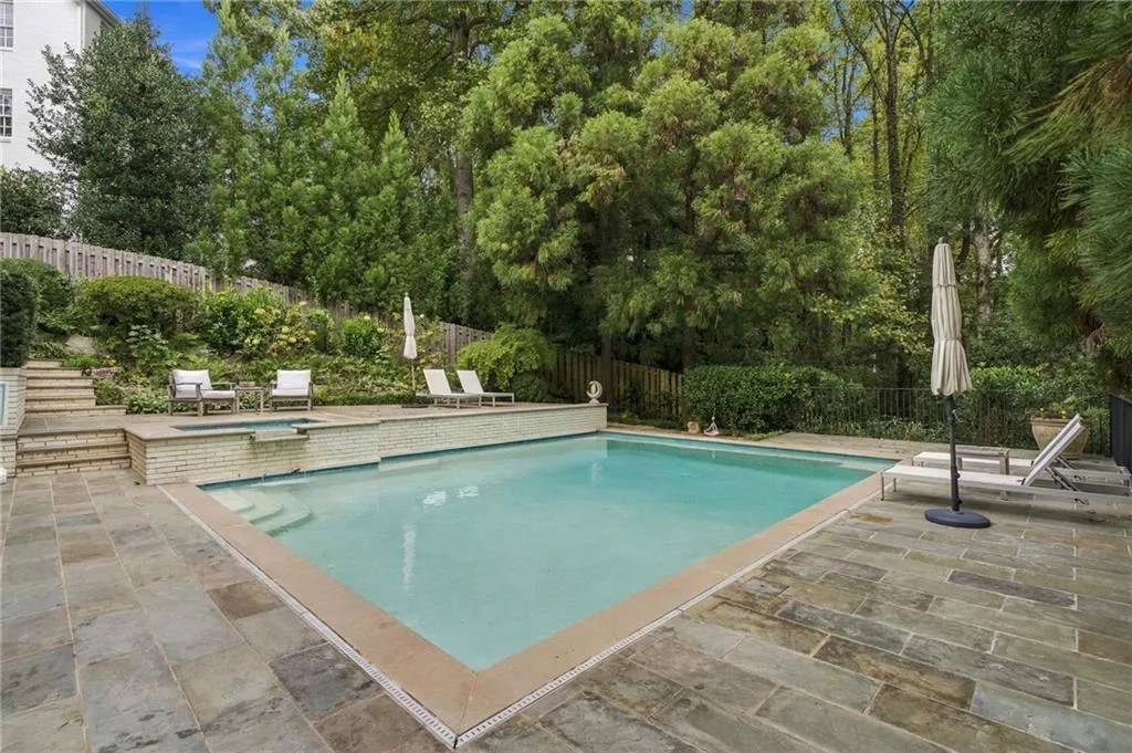 323 Blanton Road Nw, Atlanta, Georgia 30342, 5 Bedrooms Bedrooms, 0 ,4 BathroomsBathrooms,Residential,For Sale,323 Blanton Road Nw,7849654