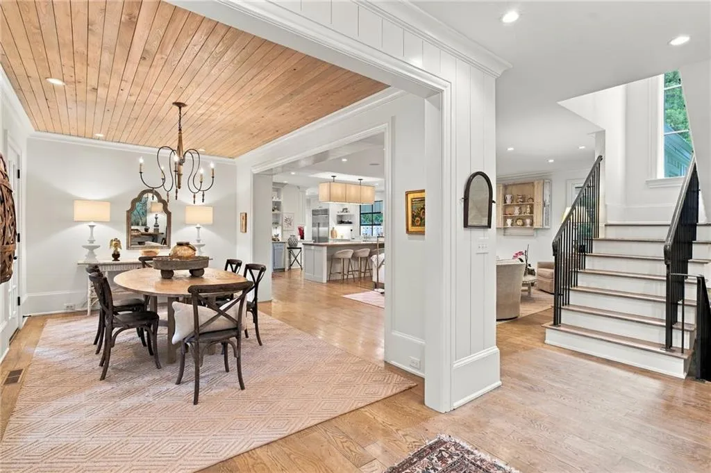 Welcoming entry foyer
